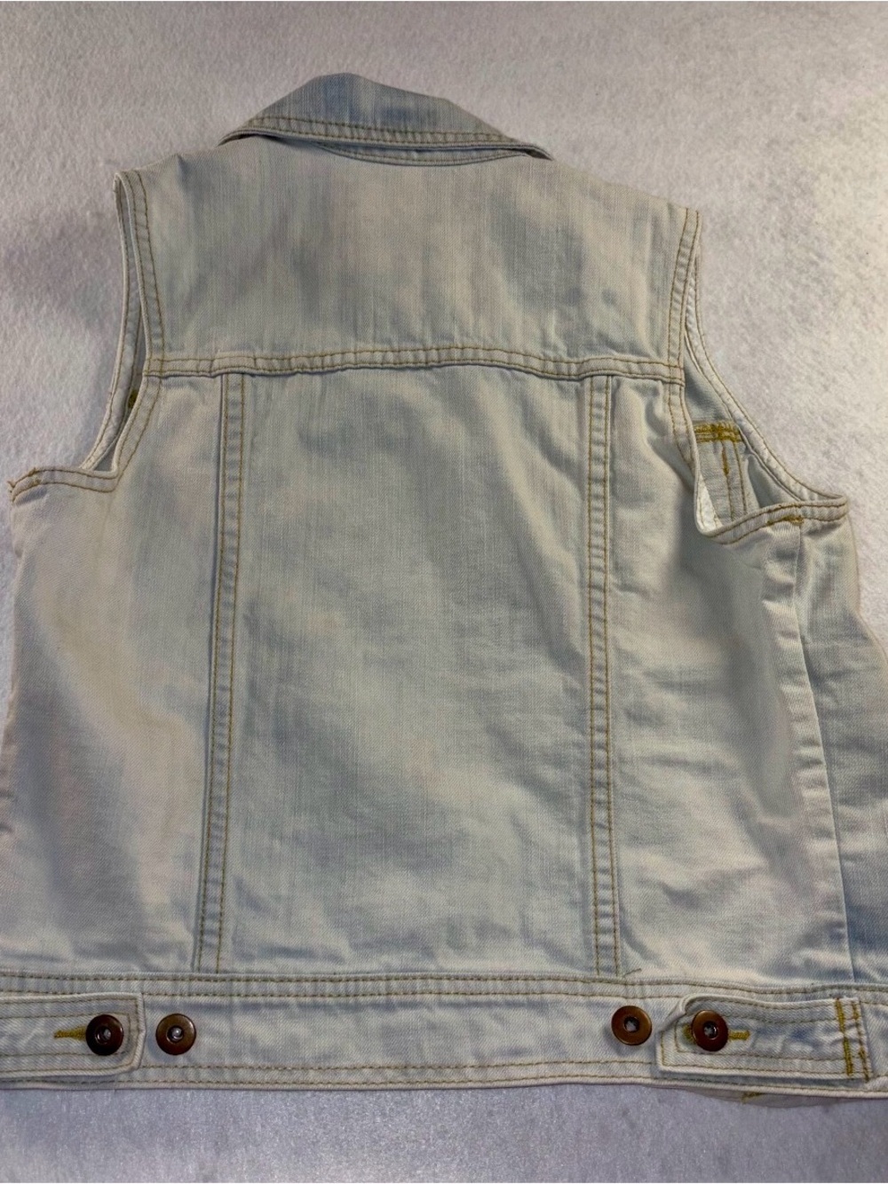 QUINN Womens Light Wash Denim Vest Sleeveless Trucker Jacket Blue Small - Picture 6 of 8